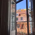 Design With Rooftop Terrace And 180-degree River&city Views Lissabon