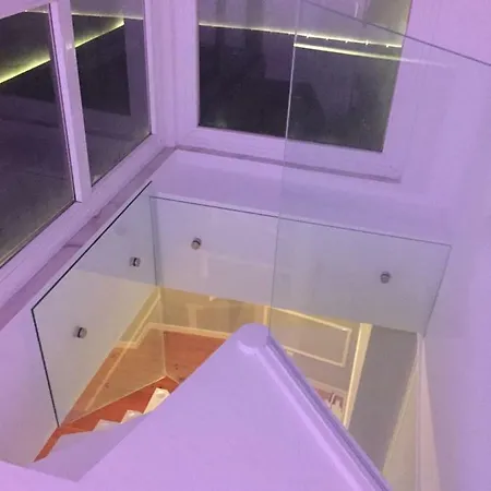 Design With Rooftop Terrace And 180-degree River&city Views דירה ליסבון